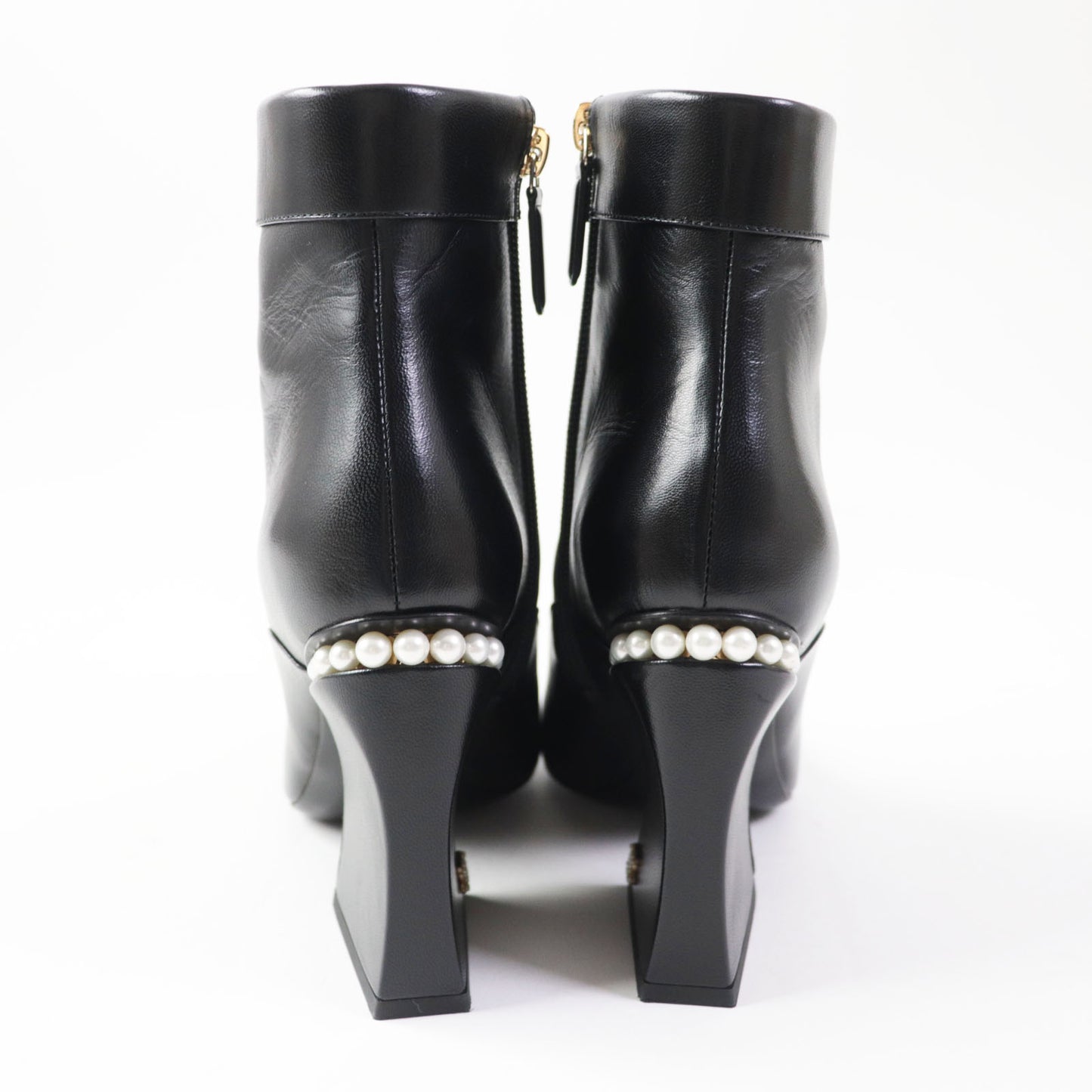 CHANEL Ankle boots 22A G39262 Shiny Goatskin Imitation Pearl black 36.5