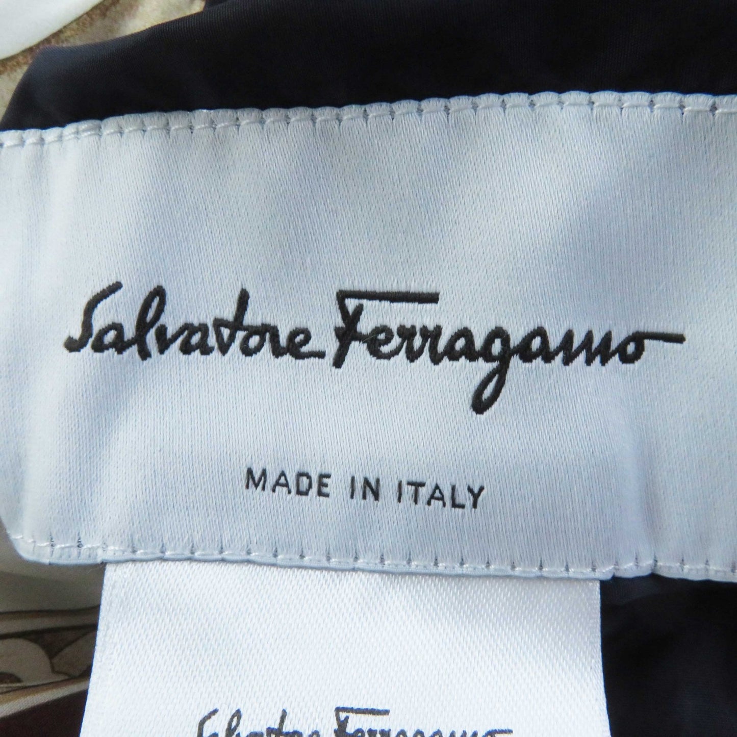 Salvatore Ferragamo down coat polyester Navy/Multi 38